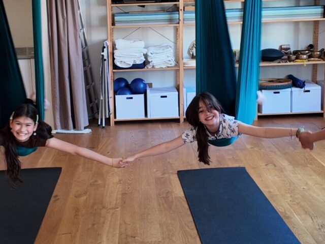 yoga aérien enfant centre taoma Bienne